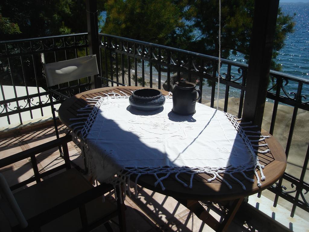 Stelios Seaside House Villa Lefokastro Ngoại thất bức ảnh
